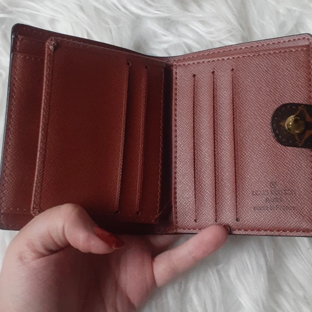 Louis Vuitton Iconic Brown Monogram Wallet w/Box & Dust Bag - Picture 4 of 15